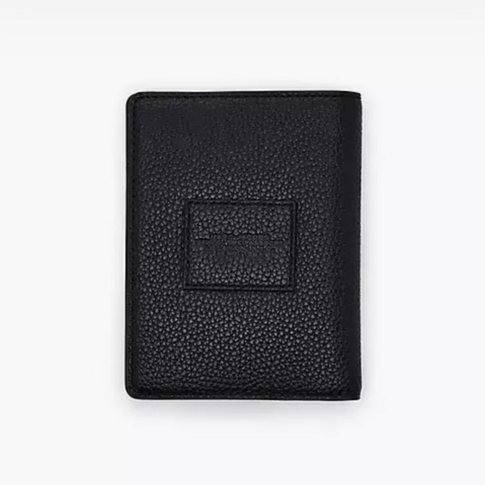 Marc Jacobs The Passport Cover (Black) - Picture 3 of 4